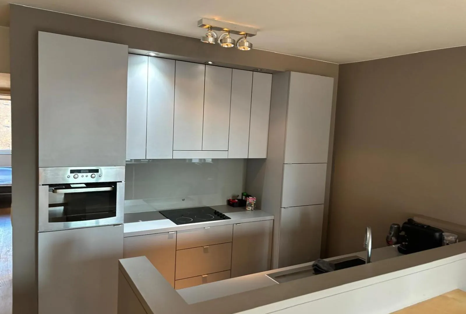 Charming Apartment In The Heart Of Брюссель